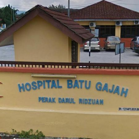 Homestay Rezeki Batu Gajah Exterior photo